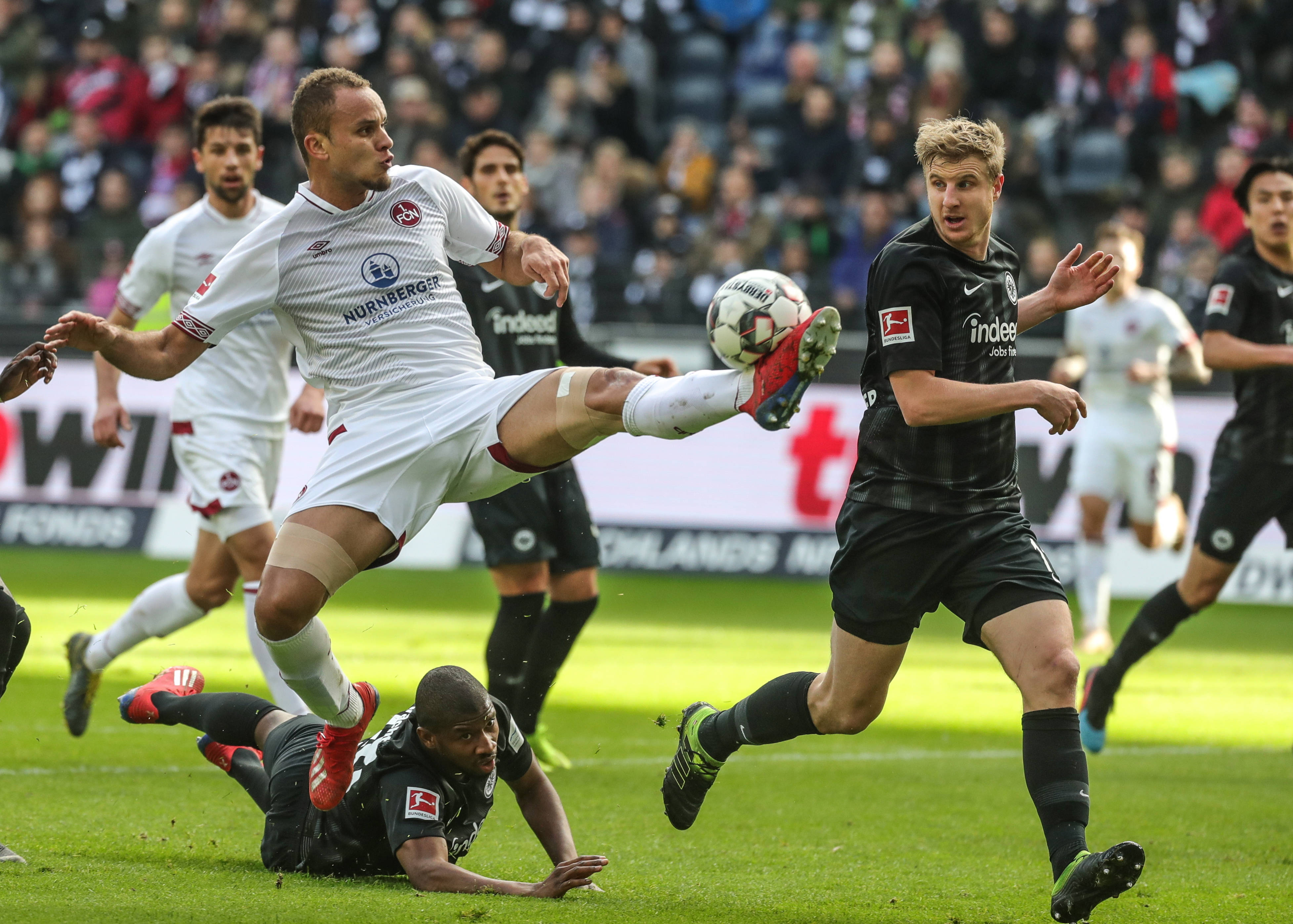 更是一场足 更是一场足